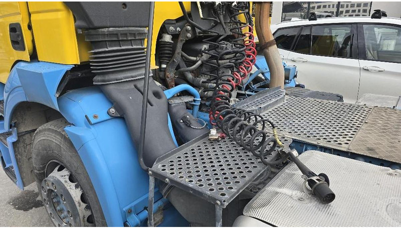 Iveco Strallis 4x2 Sattelzugmaschine mit Kipphydraulik - Kamion za prevoz kontejnera/ Kamion sa promenjivim sandukom: slika 5 Iveco Strallis 4x2 Sattelzugmaschine mit Kipphydraulik - Kamion za prevoz kontejnera/ Kamion sa promenjivim sandukom: slika 5