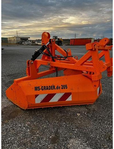 MS Grader 205 K - Grejder: slika 1 MS Grader 205 K - Grejder: slika 1