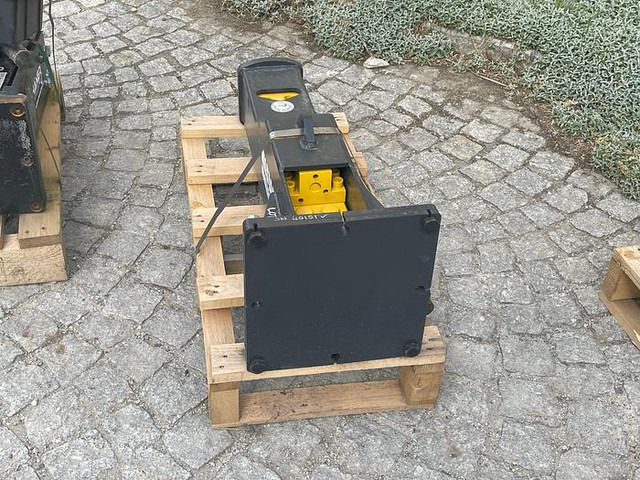 Mustang HM100 Hydraulikhammer - Hidraulični čekić: slika 2 Mustang HM100 Hydraulikhammer - Hidraulični čekić: slika 2