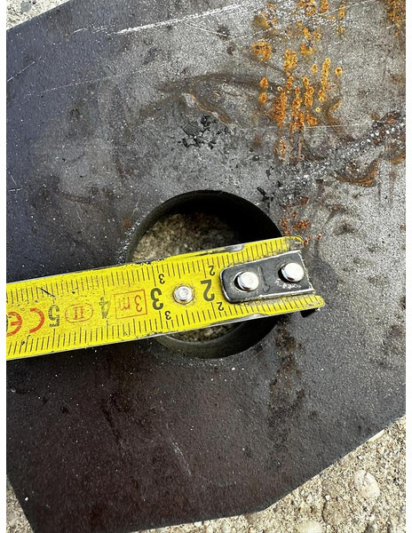 Big Anschweißhaken passend zu Genie / Terex Aufnahme - Rezervni deo: slika 4 Big Anschweißhaken passend zu Genie / Terex Aufnahme - Rezervni deo: slika 4