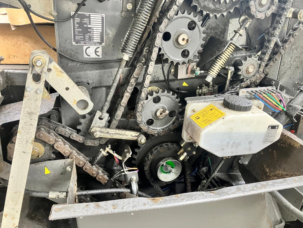 CLAAS Rollant 454 - Oprema za prevrtanje i razlaganje: slika 5 CLAAS Rollant 454 - Oprema za prevrtanje i razlaganje: slika 5