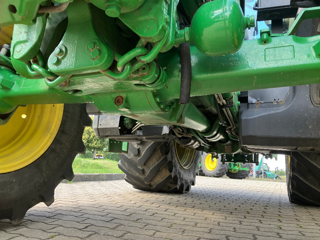 John Deere 6R185 - Traktor: slika 2 John Deere 6R185 - Traktor: slika 2