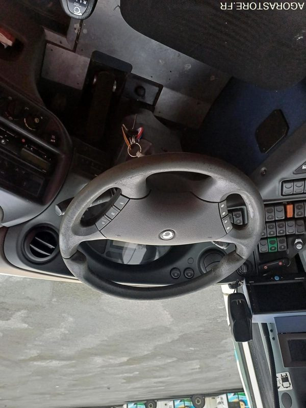 3102_AC-666-CL_IRISBUS CROSSWAY_VENDU NON ROULANT - Turistički autobus: slika 2 3102_AC-666-CL_IRISBUS CROSSWAY_VENDU NON ROULANT - Turistički autobus: slika 2