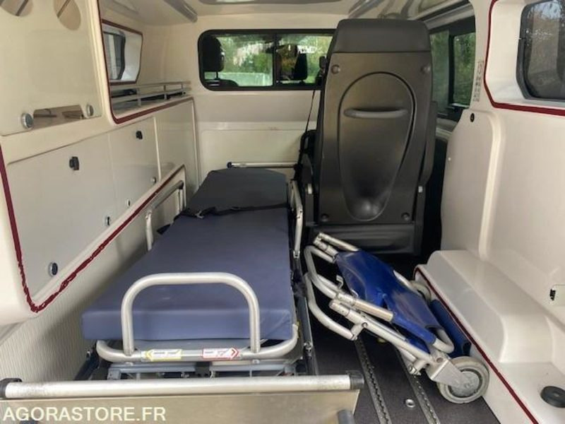 AMBULANCE FIAT TALENTO L1H1 120 CV - 2019 - 121 000km - Vozilo hitne pomoći: slika 3 AMBULANCE FIAT TALENTO L1H1 120 CV - 2019 - 121 000km - Vozilo hitne pomoći: slika 3