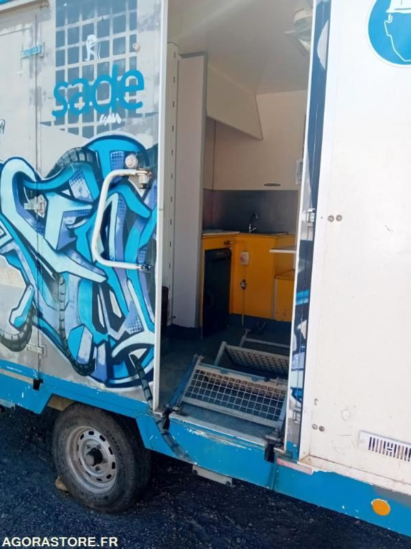 BASE VIE ROUTIERE 4/5 PERSONNES - Građevinska oprema, Prikolica: slika 2 BASE VIE ROUTIERE 4/5 PERSONNES - Građevinska oprema, Prikolica: slika 2