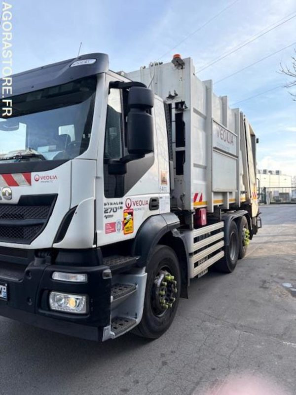 BOM 26T GNC IVECO - 2016 (6401- VPIDF -66ICAM571X) - Kamion za smeće: slika 2 BOM 26T GNC IVECO - 2016 (6401- VPIDF -66ICAM571X) - Kamion za smeće: slika 2