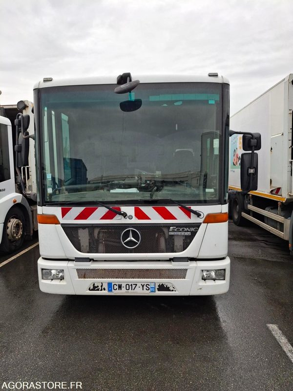 BOM Mercedes Econic 256043 kms 2013 - CW-017-YS - Kamion za smeće: slika 2 BOM Mercedes Econic 256043 kms 2013 - CW-017-YS - Kamion za smeće: slika 2
