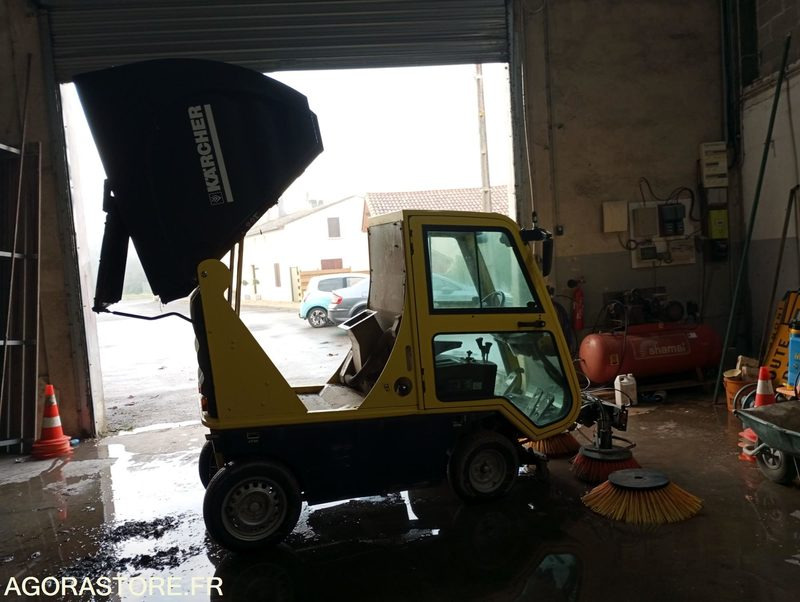 Balayeuse Karcher - Autočistilica: slika 2 Balayeuse Karcher - Autočistilica: slika 2