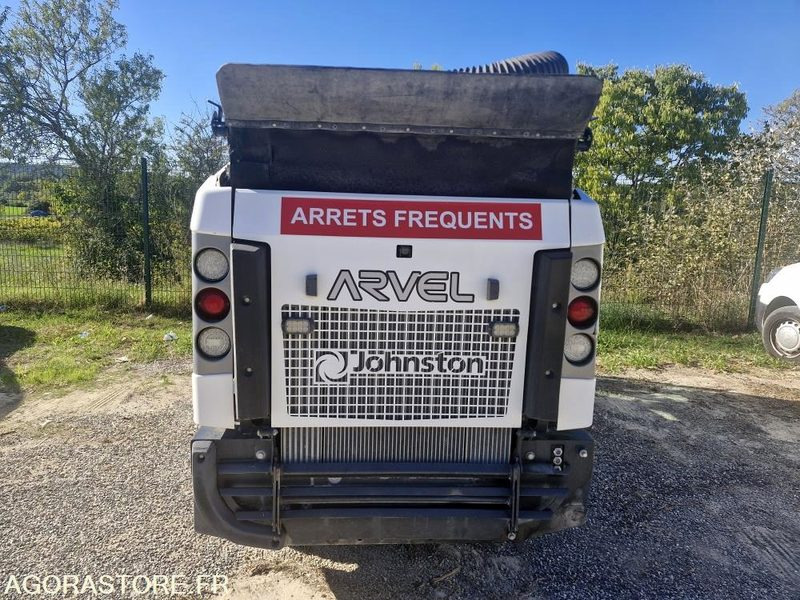 Balayeuse SCHMIDT 2242 heures 2017 - Autočistilica: slika 3 Balayeuse SCHMIDT 2242 heures 2017 - Autočistilica: slika 3