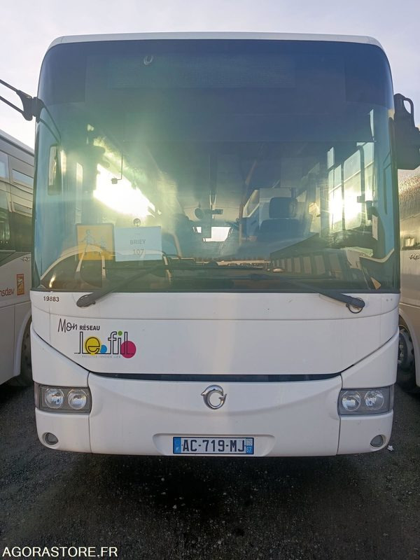 CAR IRISBUS RECREO - PARC 19883 - MEC 2009 -404000km / AC719MJ - Školski autobus: slika 1 CAR IRISBUS RECREO - PARC 19883 - MEC 2009 -404000km / AC719MJ - Školski autobus: slika 1