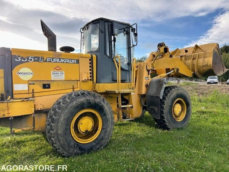 CHARGEUSE FURUKAWA 335 - 2000 - 5800 HEURES - Utovarivač: slika 1 CHARGEUSE FURUKAWA 335 - 2000 - 5800 HEURES - Utovarivač: slika 1