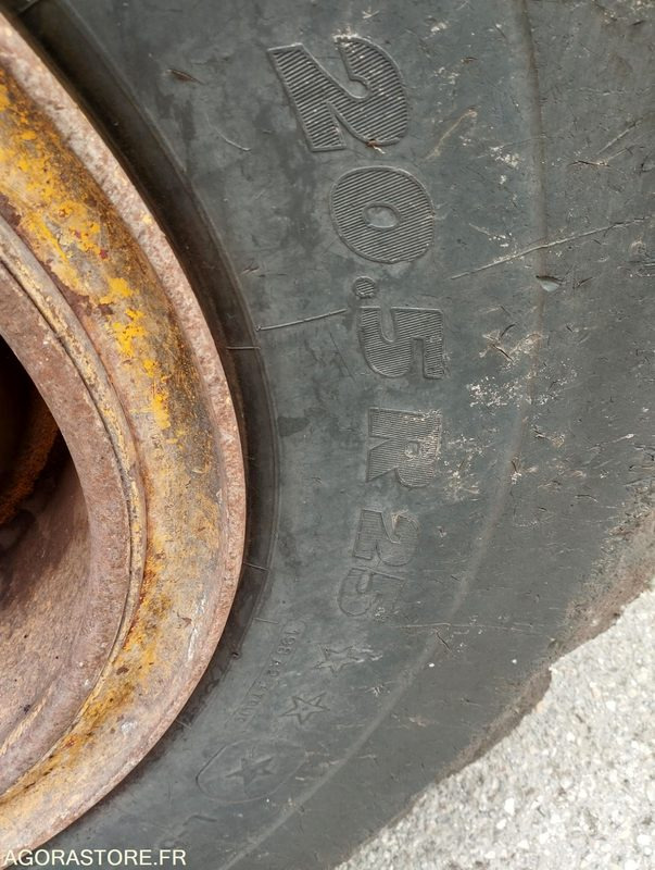 Utovarivač CHARGEUSE SUR PNEUS VOLVO L70D de 2000 n°17603 A REPARER: slika 16