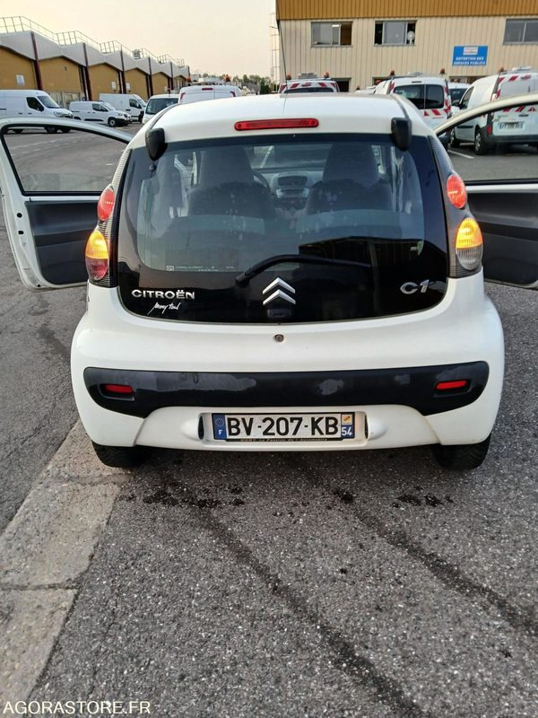 CITROEN C1 154913 KM CONTRE VISITE PROBLEME MOTEUR - Automobil: slika 2 CITROEN C1 154913 KM CONTRE VISITE PROBLEME MOTEUR - Automobil: slika 2