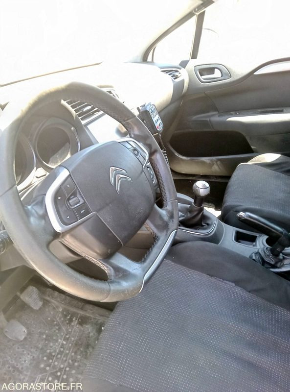 CITROEN C4 - Automobil: slika 1 CITROEN C4 - Automobil: slika 1