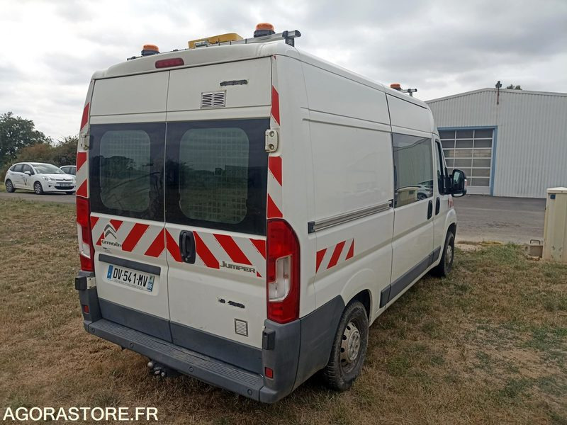 CITROEN JUMPER 2.2Hdi L2H2 130CV 245658kms 2015 - Furgon: slika 5 CITROEN JUMPER 2.2Hdi L2H2 130CV 245658kms 2015 - Furgon: slika 5