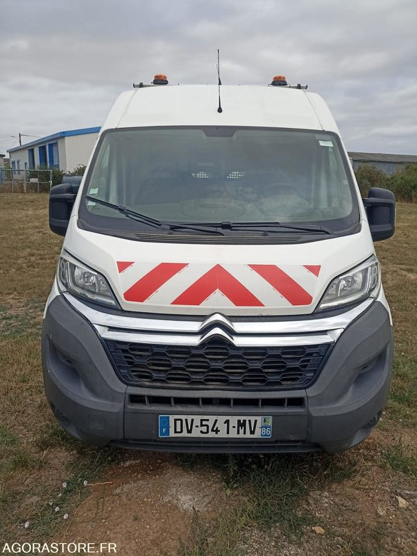 CITROEN JUMPER 2.2Hdi L2H2 130CV 245658kms 2015 - Furgon: slika 1 CITROEN JUMPER 2.2Hdi L2H2 130CV 245658kms 2015 - Furgon: slika 1