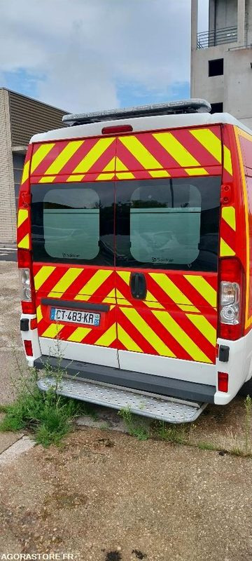 CITROEN JUMPER NON ROULANT - Vozilo hitne pomoći: slika 4 CITROEN JUMPER NON ROULANT - Vozilo hitne pomoći: slika 4