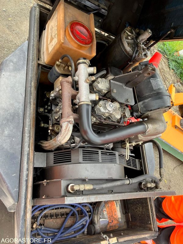 COMPRESSEUR THERMIQUE DIESEL - Kompresor za vazduh: slika 2 COMPRESSEUR THERMIQUE DIESEL - Kompresor za vazduh: slika 2