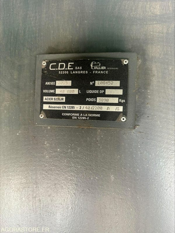 CONTAINER AVEC CUVE DE 40 000L & SYSTEME DE DISTRIBUTION CARBURANT - 2015 - Instrument/ Oprema: slika 3 CONTAINER AVEC CUVE DE 40 000L & SYSTEME DE DISTRIBUTION CARBURANT - 2015 - Instrument/ Oprema: slika 3