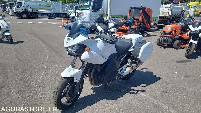CR 974 YM - YAMAHA TDM900 - 2013 - 78951KM - Motocikl: slika 2 CR 974 YM - YAMAHA TDM900 - 2013 - 78951KM - Motocikl: slika 2