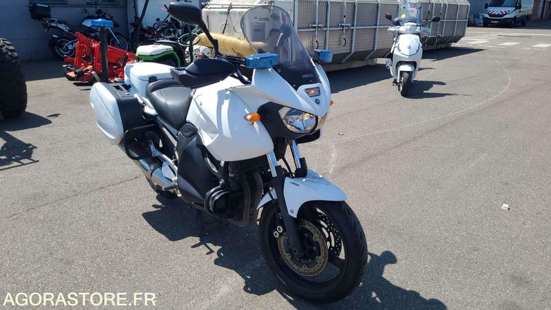 CV 632 MQ - YAMAHA TDM 900 - 2013 - 78214KM - Motocikl: slika 3 CV 632 MQ - YAMAHA TDM 900 - 2013 - 78214KM - Motocikl: slika 3