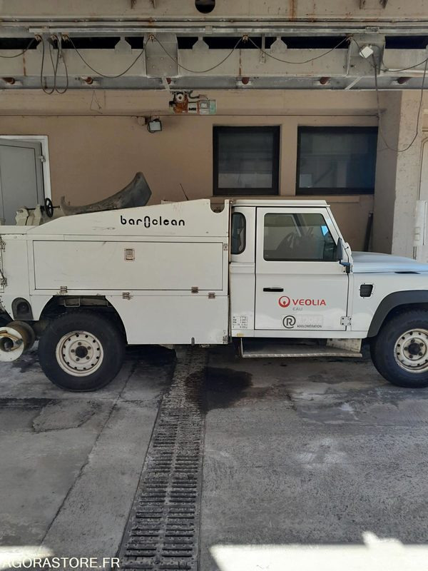 Camion hydrocureur LAND ROVER Defender - 2014 / 142 462 KM - Pikap: slika 1 Camion hydrocureur LAND ROVER Defender - 2014 / 142 462 KM - Pikap: slika 1
