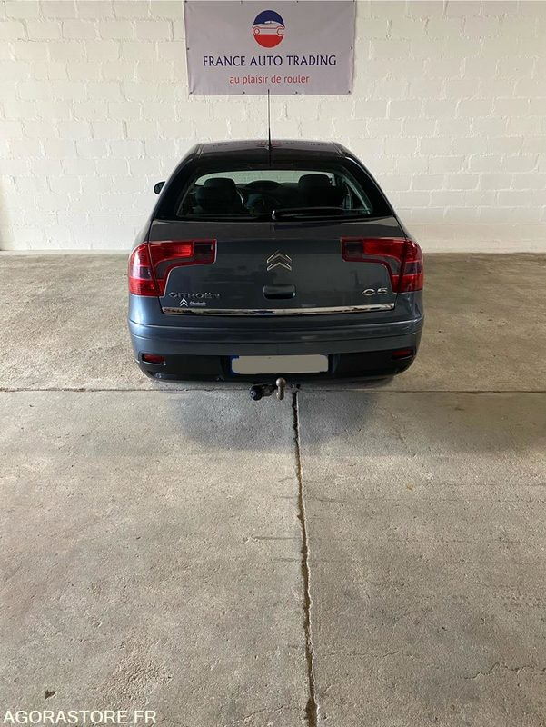 Citroën C5 1.6 HDi FAP 16V 110 cv - 2007 - Automobil: slika 5 Citroën C5 1.6 HDi FAP 16V 110 cv - 2007 - Automobil: slika 5
