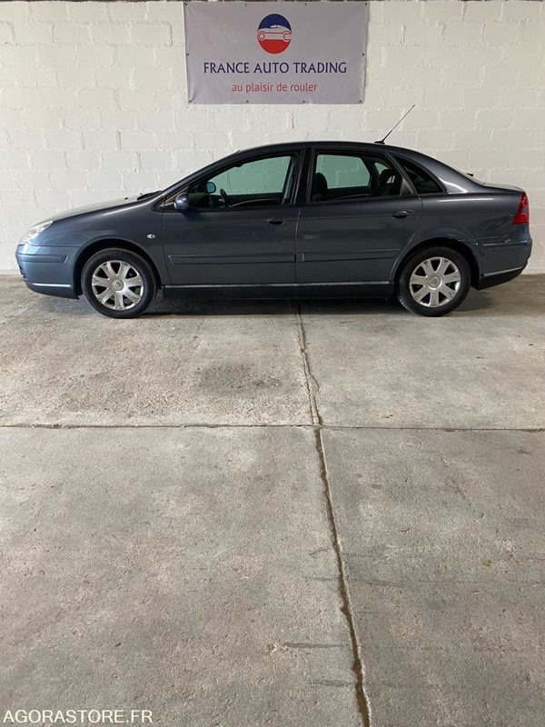 Citroën C5 1.6 HDi FAP 16V 110 cv - 2007 - Automobil: slika 2 Citroën C5 1.6 HDi FAP 16V 110 cv - 2007 - Automobil: slika 2