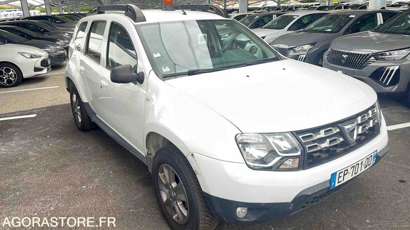 DACIA DUSTER - 2017 - 173388KM - EP701QD - SUVSUV: slika 2 DACIA DUSTER - 2017 - 173388KM - EP701QD - SUVSUV: slika 2