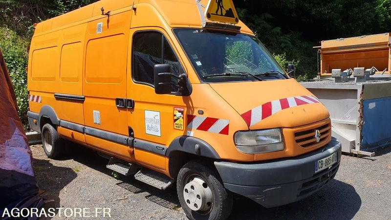 RENAULT MASCOTT E1241 - 246967kms - 2002 - Dostavno vozilo: slika 2 RENAULT MASCOTT E1241 - 246967kms - 2002 - Dostavno vozilo: slika 2