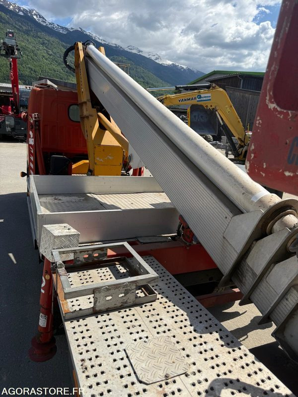 CAMION NACELLE 22M - 5530 H - 97 000 KM - 2010 - Druga mašina: slika 5 CAMION NACELLE 22M - 5530 H - 97 000 KM - 2010 - Druga mašina: slika 5