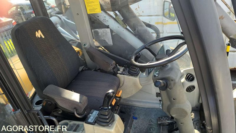 EAU 152 - Pelle hydraulique MECALAC 10 MSX - 2003 - Bager: slika 4 EAU 152 - Pelle hydraulique MECALAC 10 MSX - 2003 - Bager: slika 4