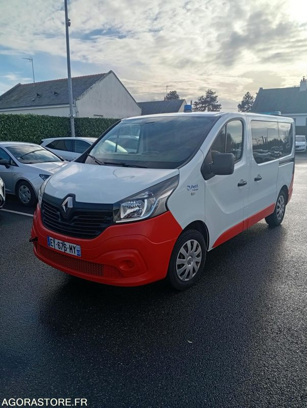 EY-676-MY - Non Roulant - RENAULT TRAFIC - VASP - 321 000 Kms - Vozilo hitne pomoći: slika 1 EY-676-MY - Non Roulant - RENAULT TRAFIC - VASP - 321 000 Kms - Vozilo hitne pomoći: slika 1