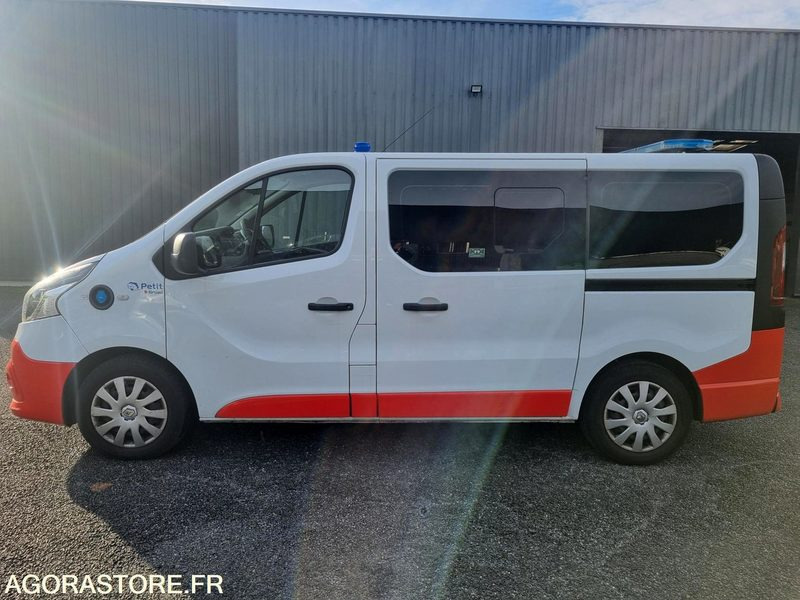 FD-362-KF - Non Roulant - RENAULT TRAFIC III - VASP - 195 000 Kms - Vozilo hitne pomoći: slika 2 FD-362-KF - Non Roulant - RENAULT TRAFIC III - VASP - 195 000 Kms - Vozilo hitne pomoći: slika 2