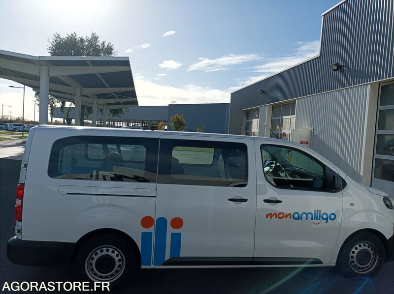 FG-897-DE - Roulant - CITROEN JUMPY SPACE TOURER - VP - 226 170 Kms - Minibus, Putnički kombi: slika 4 FG-897-DE - Roulant - CITROEN JUMPY SPACE TOURER - VP - 226 170 Kms - Minibus, Putnički kombi: slika 4