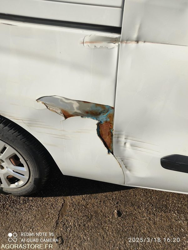 FIAT DOBLO Frigorifique - 2016 - 158691KMS - Mali kombi: slika 4 FIAT DOBLO Frigorifique - 2016 - 158691KMS - Mali kombi: slika 4