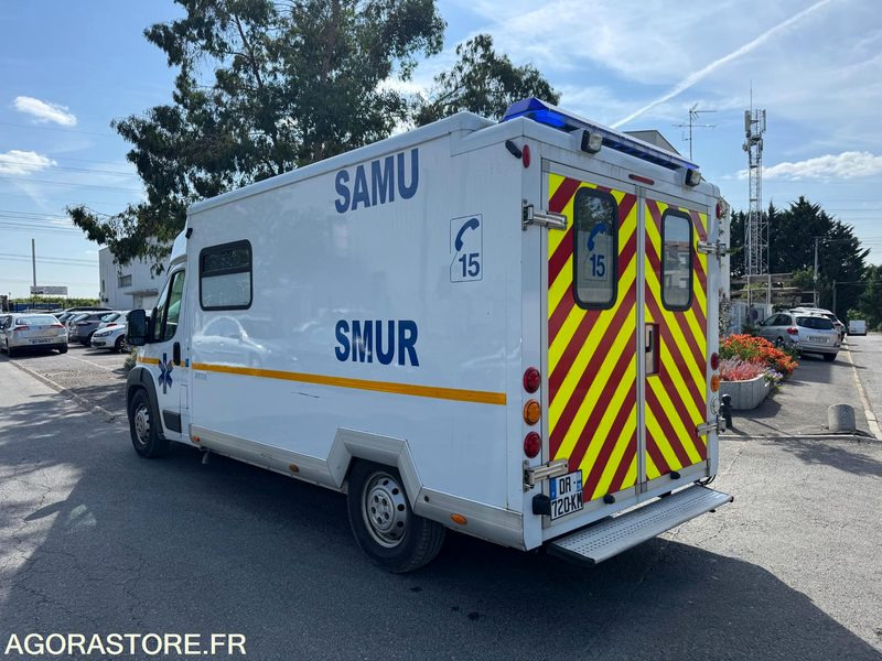 FIAT DUCATO SAMU / AMBULANCE - 2009 - 240 000 KM - Vozilo hitne pomoći: slika 5 FIAT DUCATO SAMU / AMBULANCE - 2009 - 240 000 KM - Vozilo hitne pomoći: slika 5