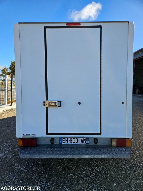 FIAT SCUDO 2.0 130 CAISSE FRIGORIFIQUE FRCX 3 PLACES - Dostavno vozilo hladnjača: slika 5 FIAT SCUDO 2.0 130 CAISSE FRIGORIFIQUE FRCX 3 PLACES - Dostavno vozilo hladnjača: slika 5