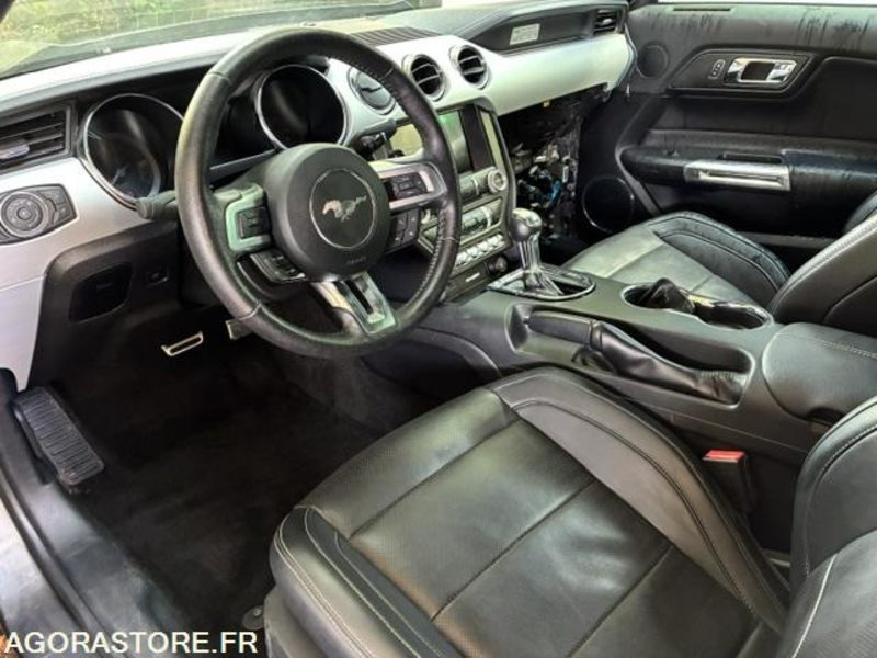 FORD MUSTANG FASTBACK 5.0 V8 - Automobil: slika 5 FORD MUSTANG FASTBACK 5.0 V8 - Automobil: slika 5