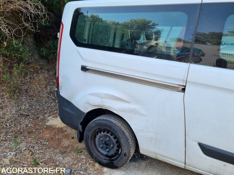 FORD TRANSIT KOMBI TREND 9 PLACES L2H1 TDCI 105CV de 2017 - 60 000KM (R3B248) - Minibus, Putnički kombi: slika 5 FORD TRANSIT KOMBI TREND 9 PLACES L2H1 TDCI 105CV de 2017 - 60 000KM (R3B248) - Minibus, Putnički kombi: slika 5