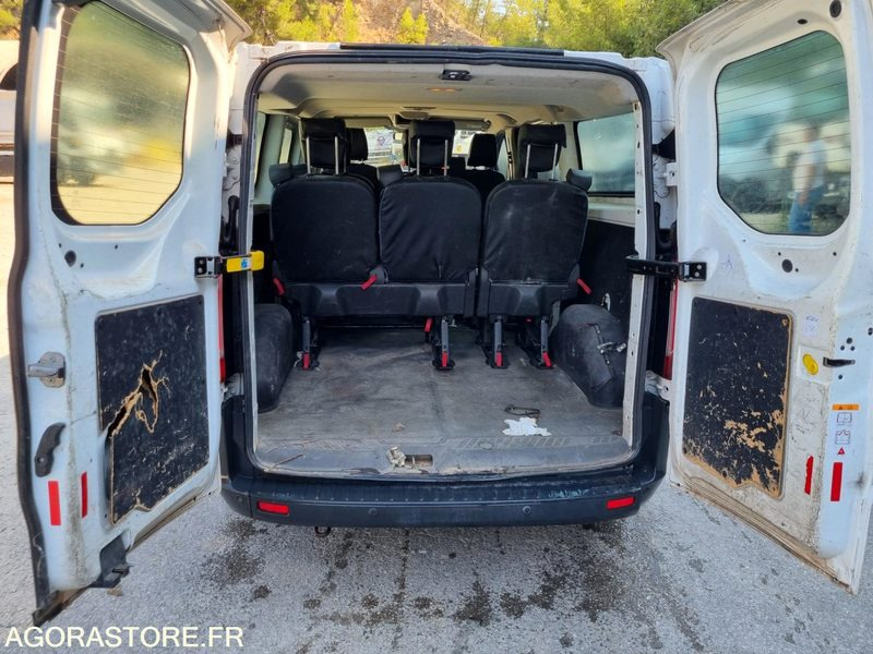 FORD TRANSIT KOMBI TREND 9 PLACES L2H1 TDCI 105CV de 2017 - 72 000KM (R3B249) - Minibus, Putnički kombi: slika 4 FORD TRANSIT KOMBI TREND 9 PLACES L2H1 TDCI 105CV de 2017 - 72 000KM (R3B249) - Minibus, Putnički kombi: slika 4