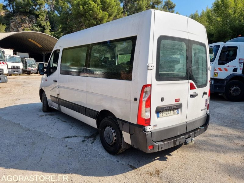 FOURGON RENAULT MASTER 9 PL L2H2 145EVI de 2019 - 30 000KM - NON ROULANT(R3B251) - Minibus, Putnički kombi: slika 4 FOURGON RENAULT MASTER 9 PL L2H2 145EVI de 2019 - 30 000KM - NON ROULANT(R3B251) - Minibus, Putnički kombi: slika 4