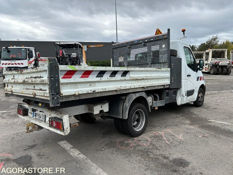 FOURGON RENAULT MASTER BENNE - 3 PLACES - 2014 / 207 458 KM (00947-M23950) - Dostavno vozilo istovarivač: slika 3 FOURGON RENAULT MASTER BENNE - 3 PLACES - 2014 / 207 458 KM (00947-M23950) - Dostavno vozilo istovarivač: slika 3