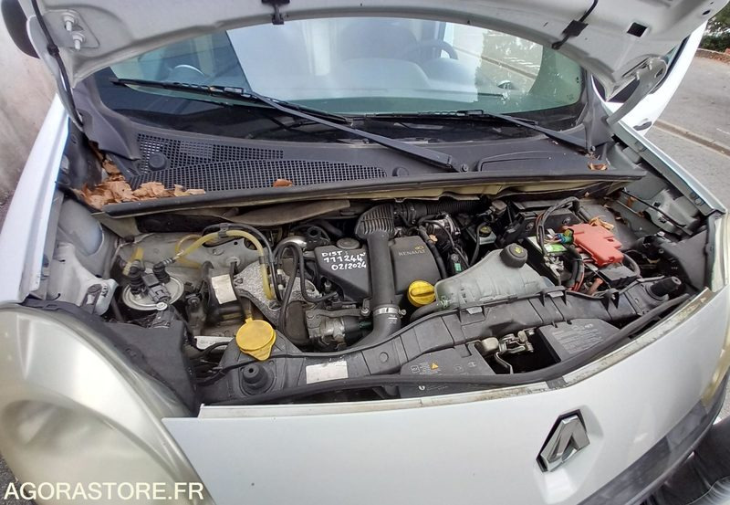 Fourgonnette frigorifique - RENAULT CN607VC - Mali kombi: slika 2 Fourgonnette frigorifique - RENAULT CN607VC - Mali kombi: slika 2