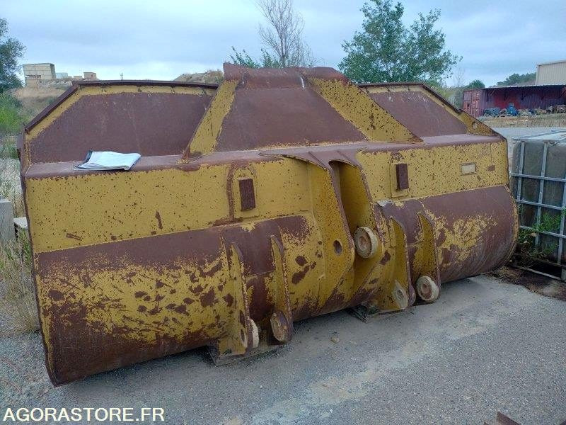 Godet CATERPILLAR - Instrument/ Oprema: slika 1 Godet CATERPILLAR - Instrument/ Oprema: slika 1