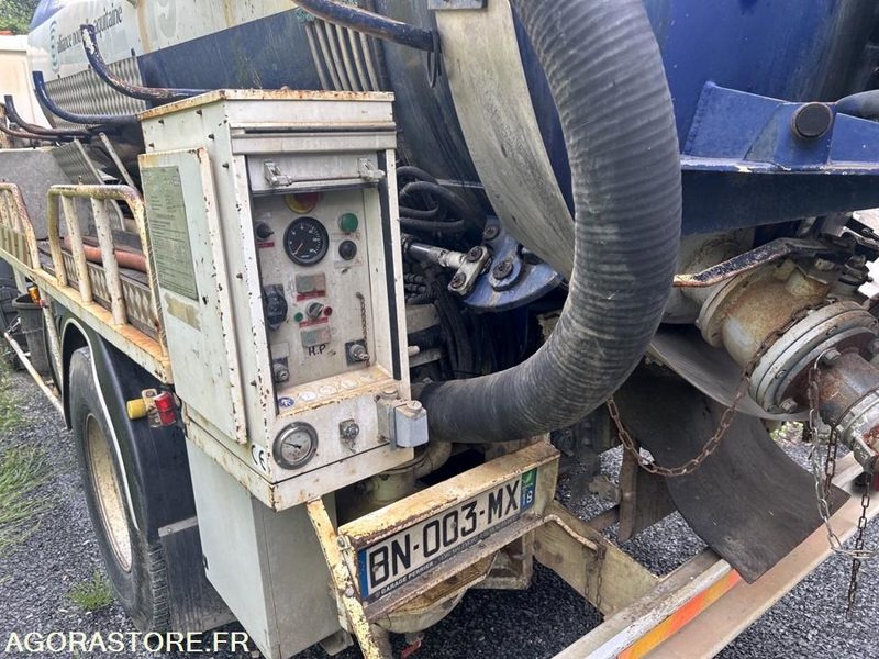 Hydrocureurs Scania P460 - BN003MX - 2000 / 572 216 KM - Vakuumska cisterna: slika 5 Hydrocureurs Scania P460 - BN003MX - 2000 / 572 216 KM - Vakuumska cisterna: slika 5