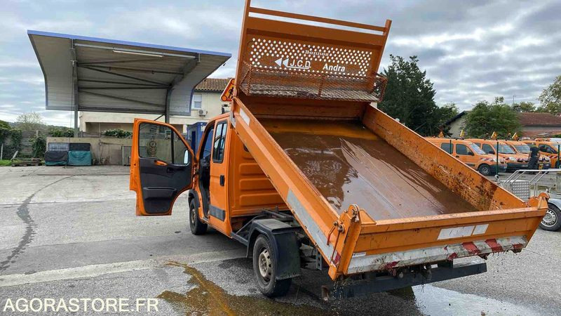 IVECO 35S12 HPI - 278132 KM - Dostavno vozilo istovarivač: slika 3 IVECO 35S12 HPI - 278132 KM - Dostavno vozilo istovarivač: slika 3