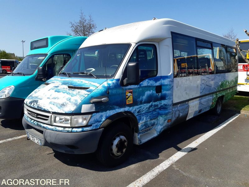 IVECO DAILY N°072007 - Minibus, Putnički kombi: slika 1 IVECO DAILY N°072007 - Minibus, Putnički kombi: slika 1