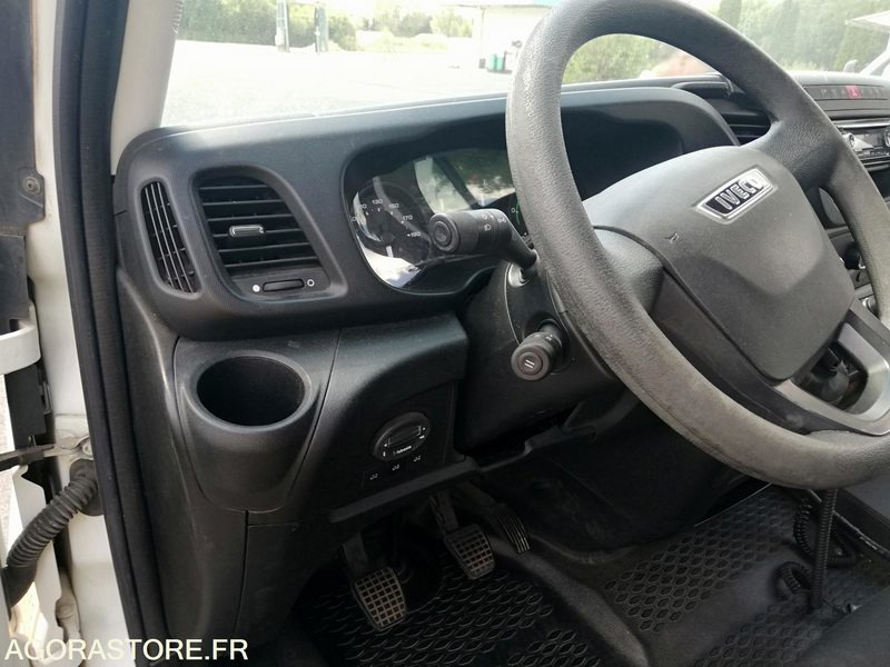 Iveco Daily Line - Minibus, Putnički kombi: slika 4 Iveco Daily Line - Minibus, Putnički kombi: slika 4