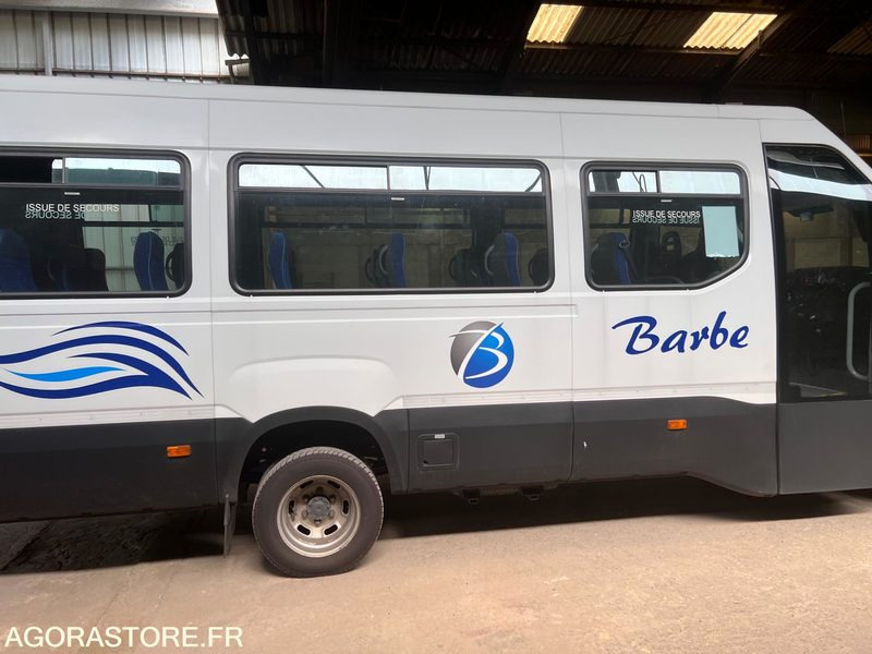 Školski autobus Iveco daily 08/2016 22 +1 places 240 000 kms: slika 7